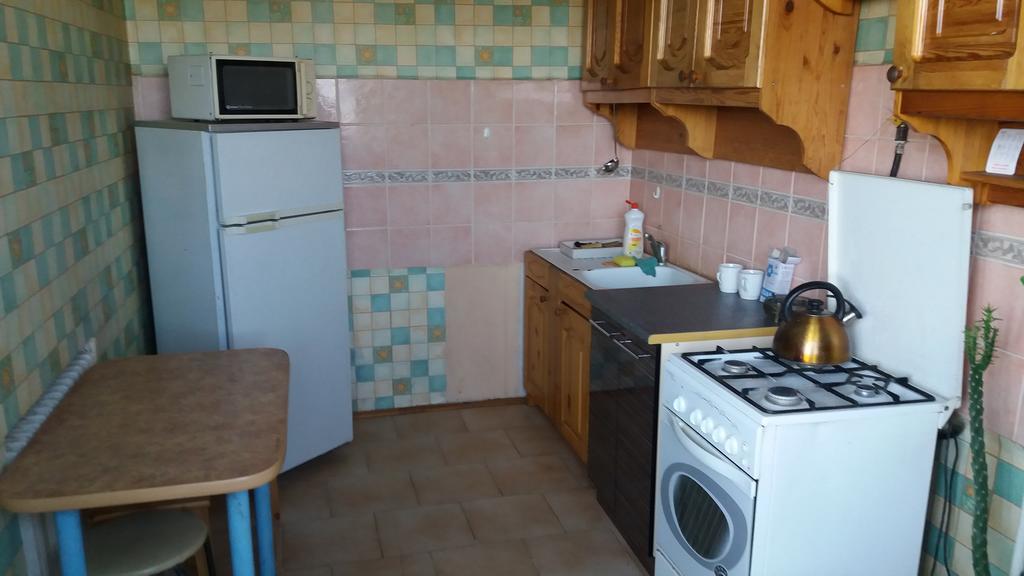 Apartment On Nepokorennyh Blvd Mogilev Ngoại thất bức ảnh