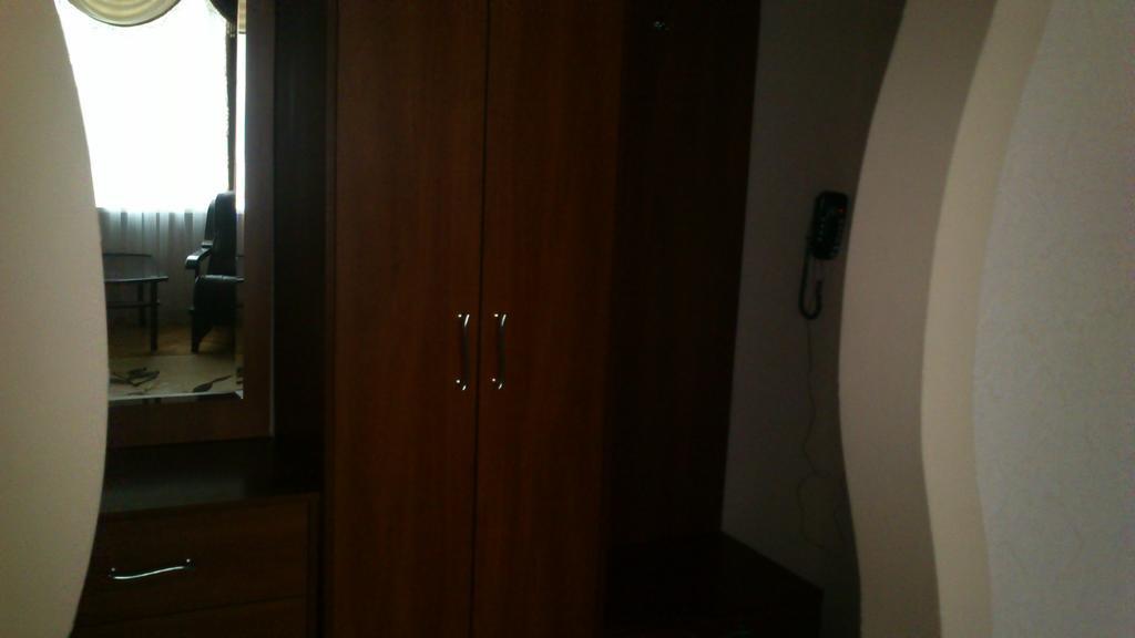 Apartment On Nepokorennyh Blvd Mogilev Ngoại thất bức ảnh