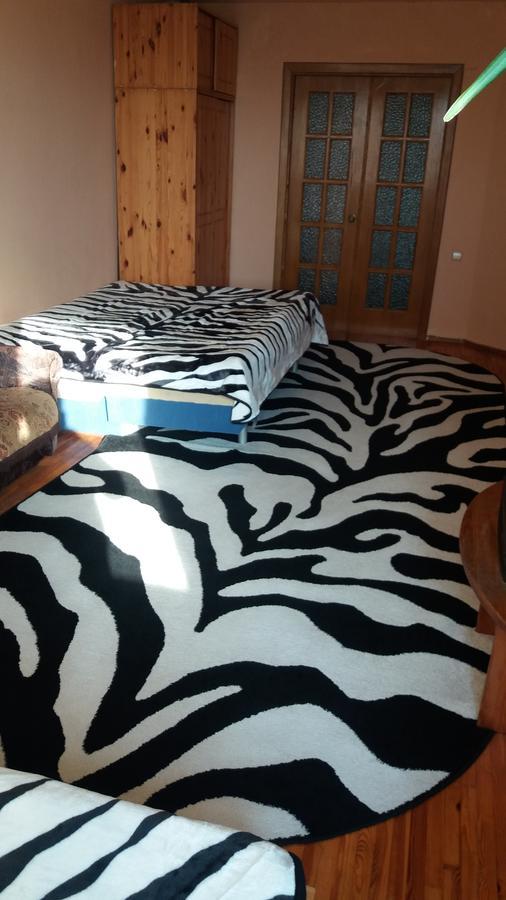 Apartment On Nepokorennyh Blvd Mogilev Ngoại thất bức ảnh